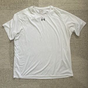 Men’s Under Armour Loose Fit White Shirt